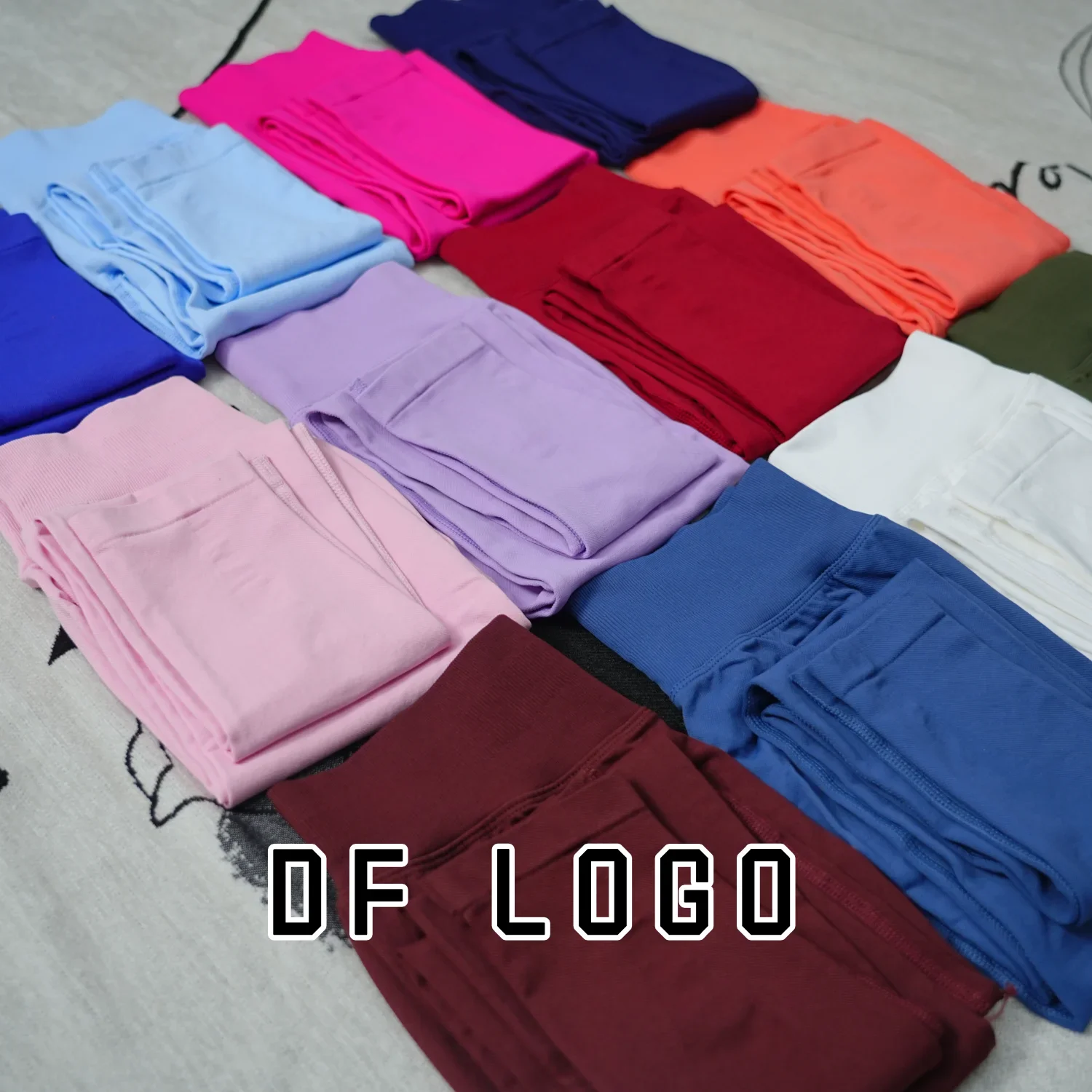 DF تأثير طماق مع شعار المرأة سلس اليوغا بانت عالية الجودة طماق منخفضة مضلع سراويل رياضية عالية تمتد اللياقة البدنية الجوارب