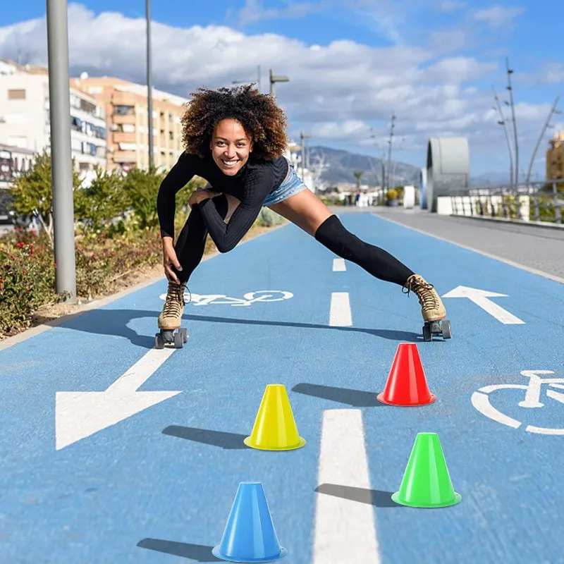 10 pz/lotto Pattinaggio Marker Cono Rullo Calcio Calcio Marker Tazza Velocità Agilità Ostacolo Attrezzature Per L'allenamento Slalom Roller Skate Pile