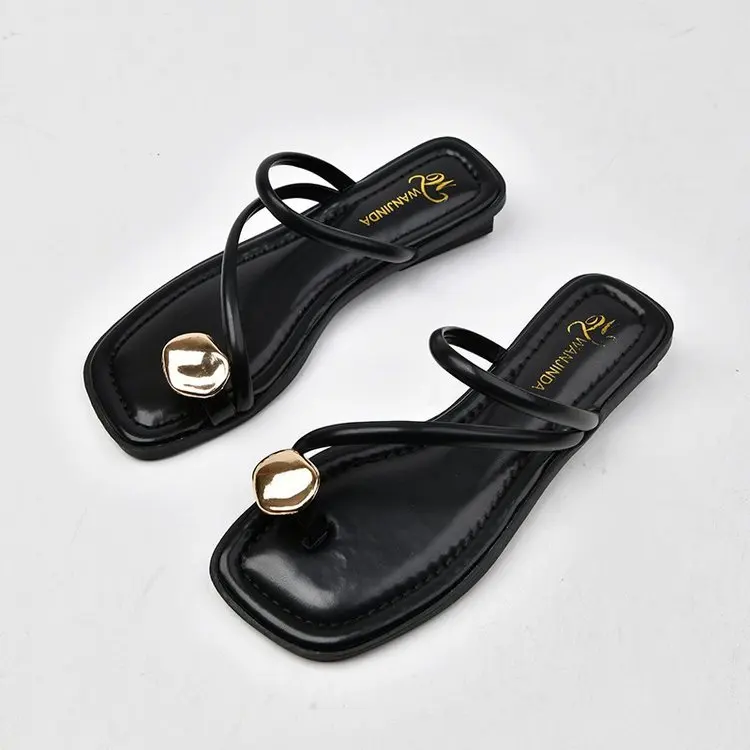Strand-Flip-Flops mit Zehenclip für Damen, Flache Pantoffeln, Outdoor-Freizeitschuhe, Damenschuhe mit Niedrigem Absatz