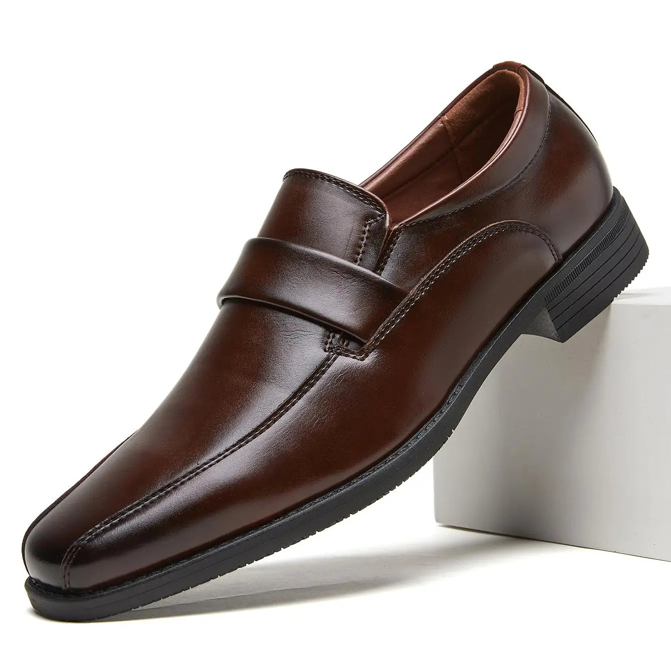 Zapatos de Cuero Desai para Hombre, Modelo Slip-on con Correa Penny, Otoño 2026, para Oficina, Negocios, Uso Diario