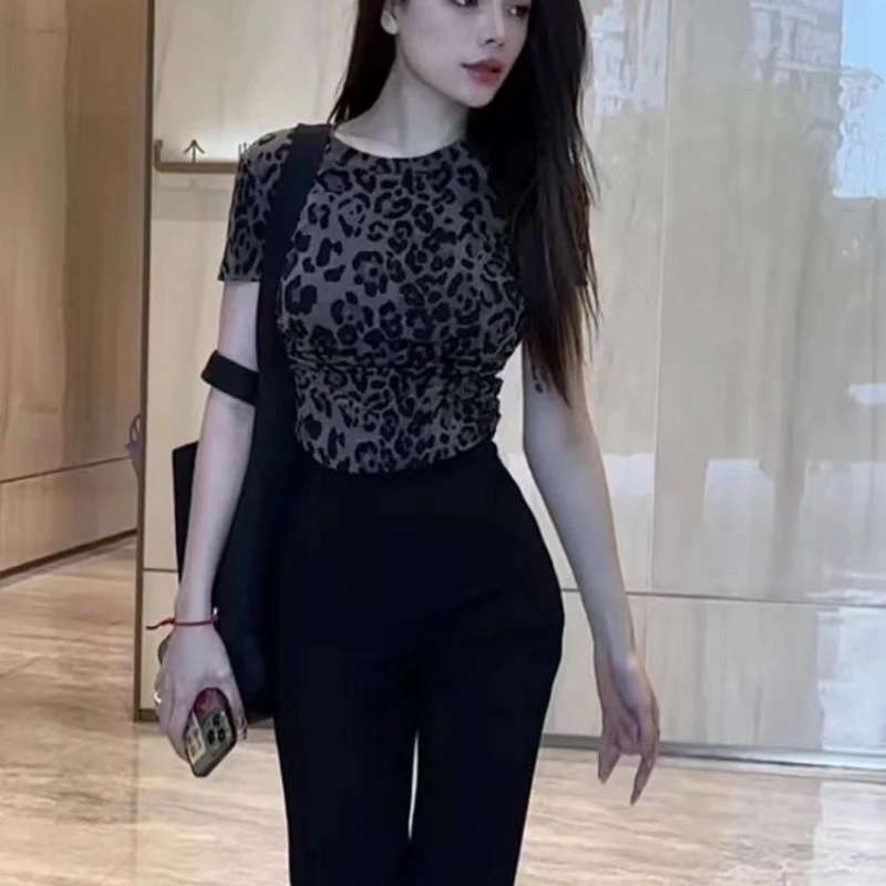 

Новые летние винтажные футболки с коротким рукавом, универсальные, модные, повседневные, в стиле Y2K, с леопардовым принтом, облегающие, укороченные, для уличного стиля, женская одежда