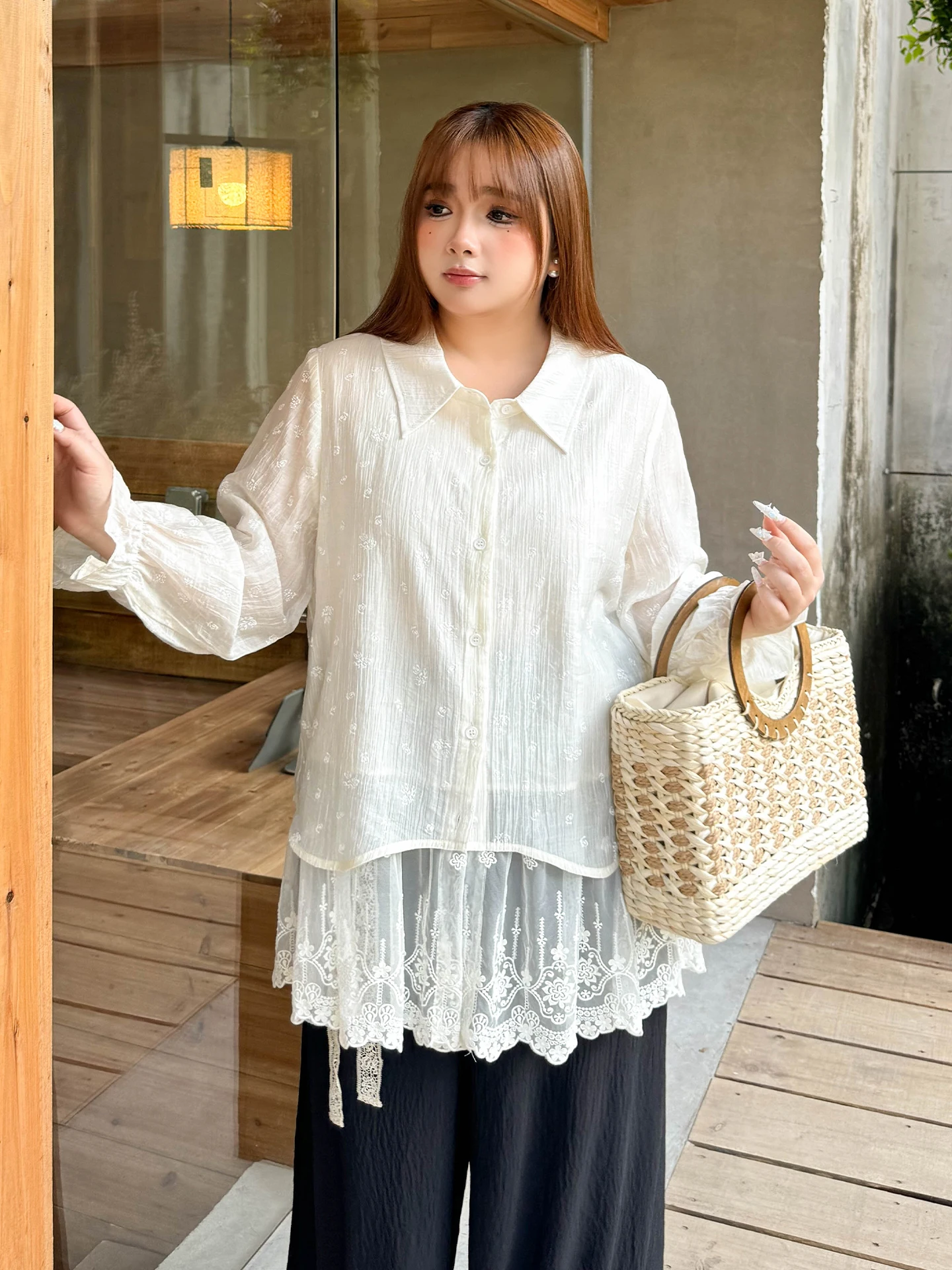 

plus Size Women's irt Unique Beautiful Lace Splicing Long Sve Spring Texture Sensation Floral Embroidery Breathable Cotton