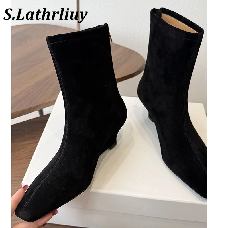 2026 Autumn Women's Solid Color Slope Heel Suede Fashion Short Boots Multi functional Zipper Design Office Commuting Short Boots