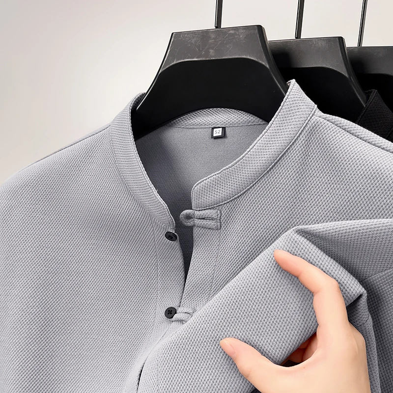 

Высококачественные мужские рубашки с длинными рукавами POLO Осенняя мода Китайский ветер Дизайн Индивидуальные пуговицы футболки Одежда Отдых отдыха