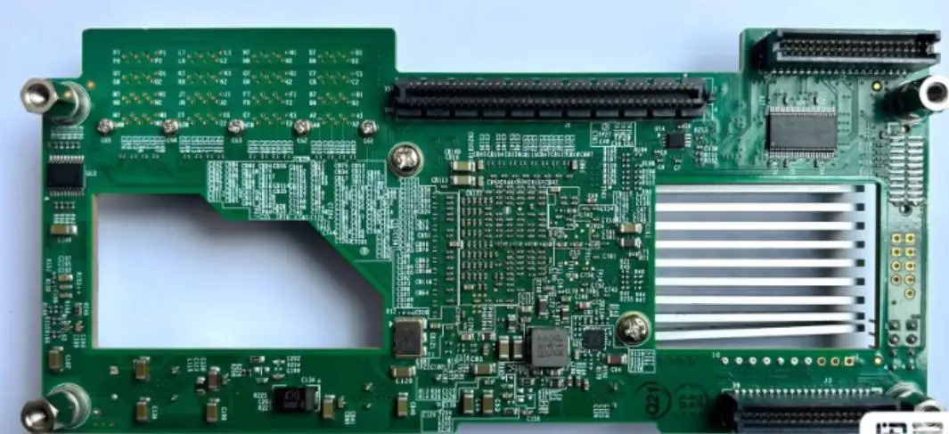 バックプレーン 2028R-ACR24L 24 ベイ 12GB 拡張カード BPN-SAS3-216EB