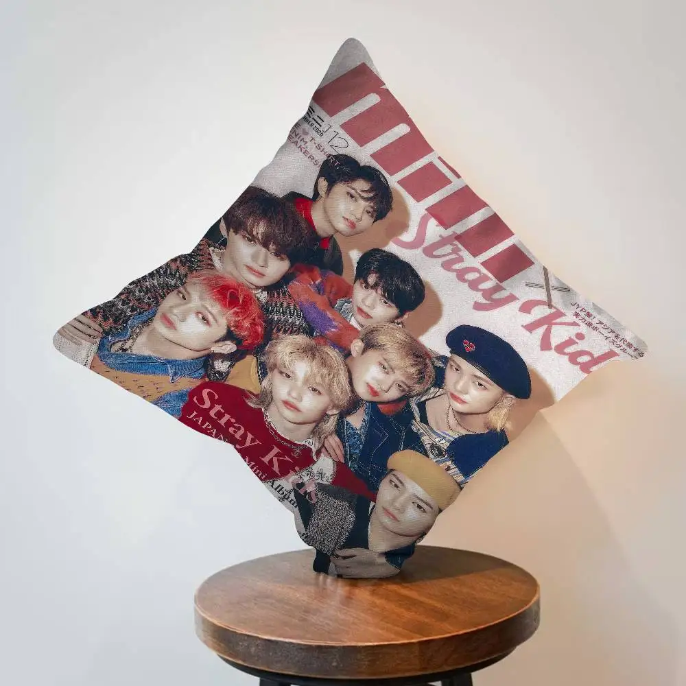 Kpop S-Stray K-Kids شخصية وسادة غطاء غرفة نوم الاطفال البرية ديكور الحفلات المخدة طفل عيد ميلاد دش هدية