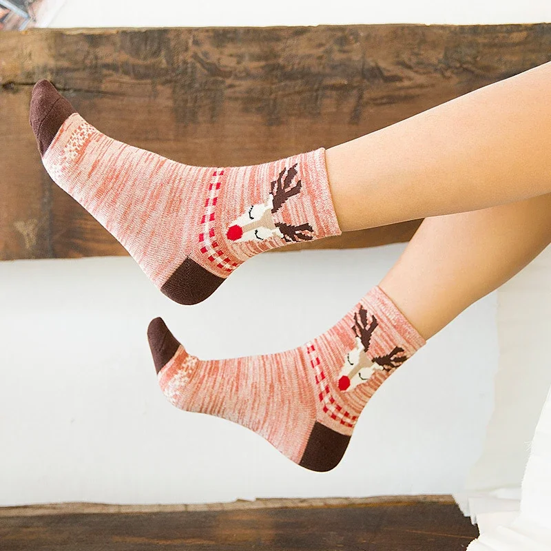

Cute Socks Women Christmas Elk Middle Tube Socks Cartoon Animal Printed Cotton Sock Female Harajuku Kawaii Colorful Calcetines