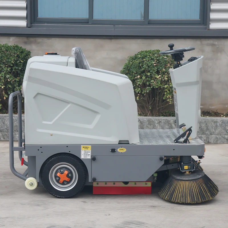 آلة كنس الطرق الصناعية آلة كنس الشوارع معدات تنظيف المصنع