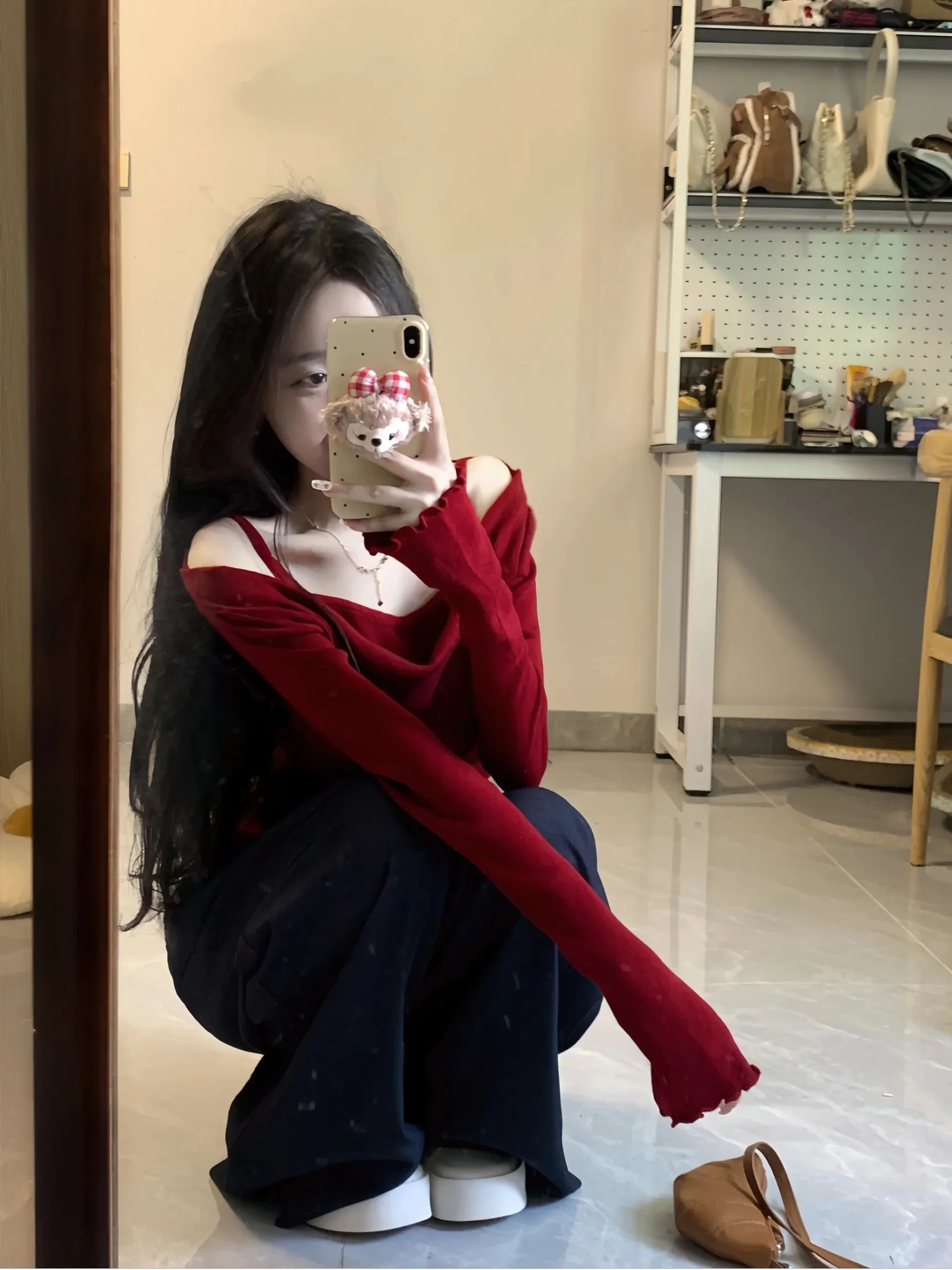 

Dopne Red oulder Bared Long Sve Knitted Sweater Women's Spring Autumn Slim Fit ort Sle One oulder Top