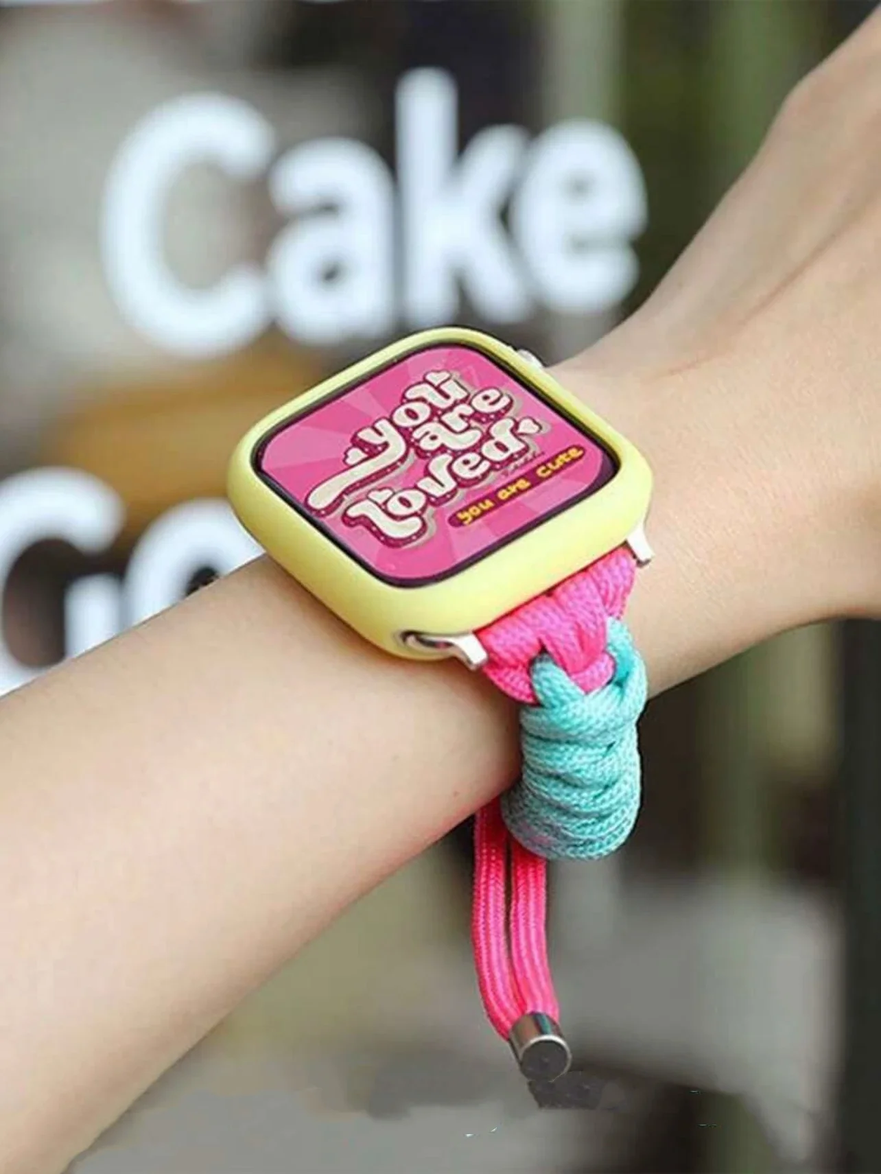 Schöne bunte 2-in-1-Schutzhülle mit Armband für Apple Watch Series 11/10/9/8/7 38mm 40mm 41mm 42mm 44mm 45mm 46mm
