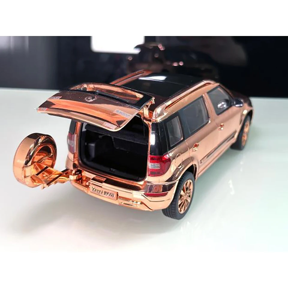 Die-cast 1:18 Scale Skoda Yeti Suv Electrolytic Gold Rare Alloy