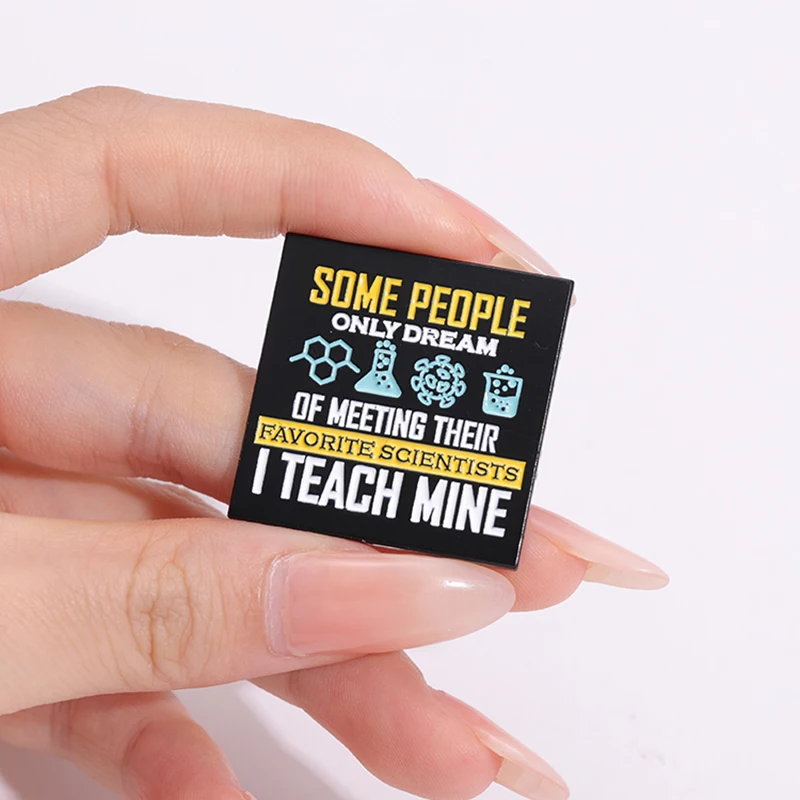 Programmer Creativity Enamel Pins Custom I DON'T RUN I CODE Brooches Lapel Badges Punk Jewelry Gift for Friends