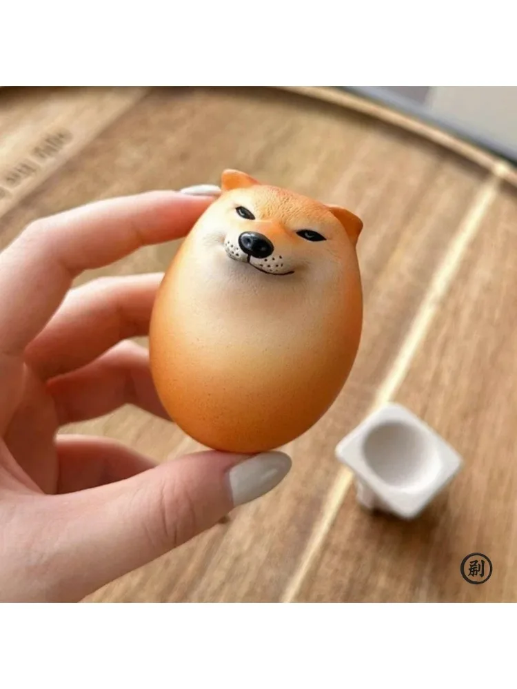 Décoration de bureau créative en forme d'œuf réaliste en PVC Shiba Inu, décoration de l'union chien et œuf pour la maison, les bureaux, cadeaux de Noël amusants