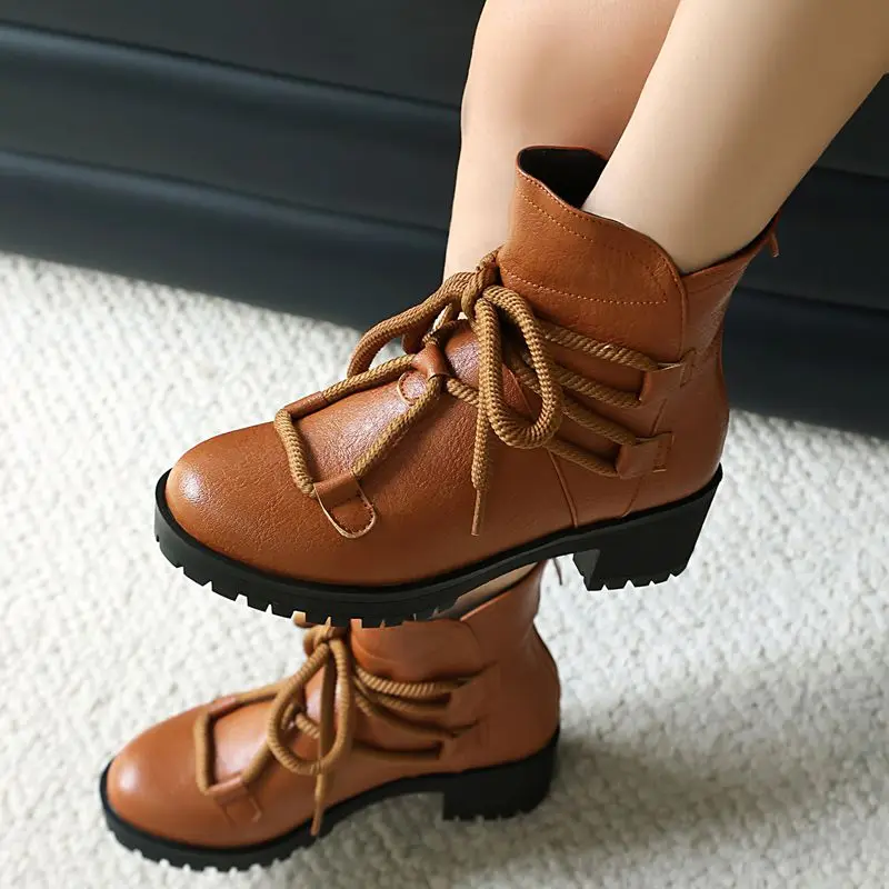 

SIMLOVEYO Новые женские ботильоны с круглым носком на квадратном каблуке 4,5 см и платформе со шнуровкой из мягкого материала для отдыха на каждый день, большой размер 46