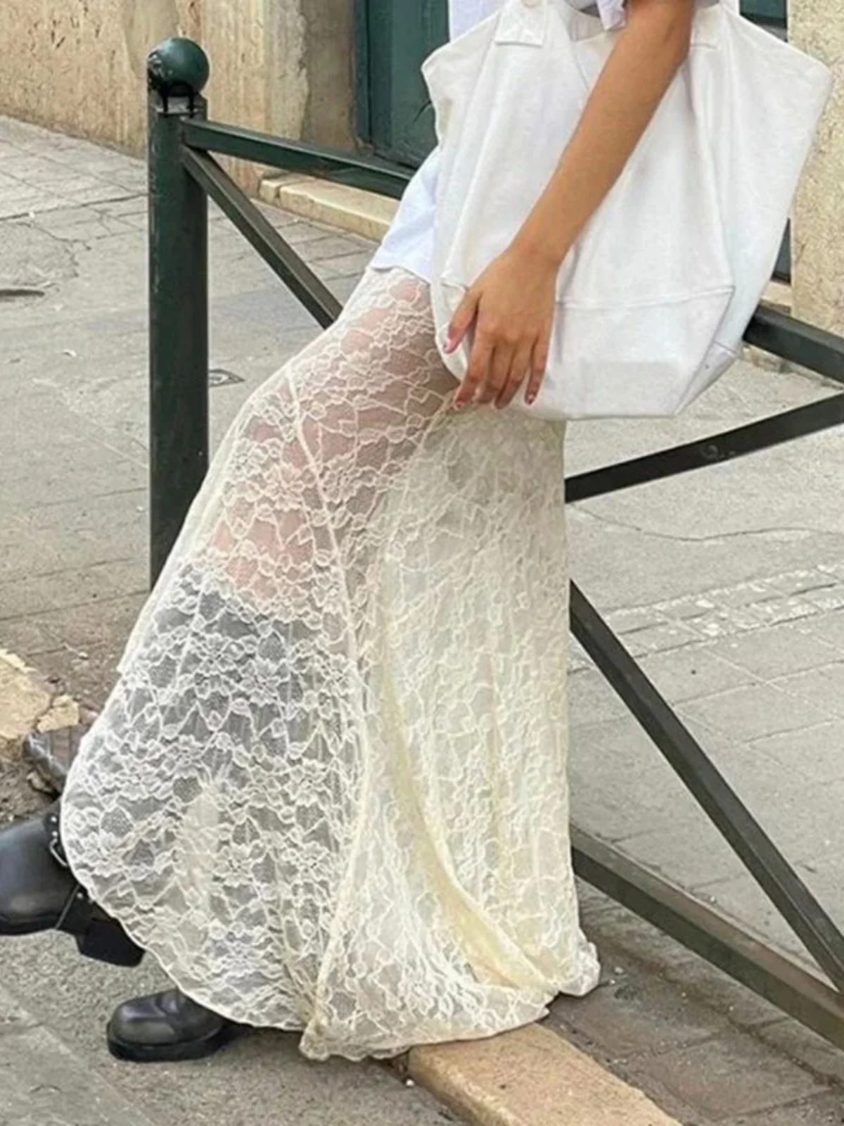

Baroque Vintage Lace Fi Tail Dr Street Sle Polyester Fabric mid Waist Long Skirt A-Line Gown for Women 25-29 Years Old