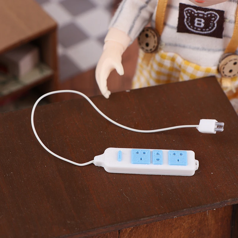 1 قطعة مقبس بيت الدمية مع الحبل 1/12 مقياس اكسسوارات المنزل للأطفال التظاهر اللعب ، ديكورات منزل الدمى