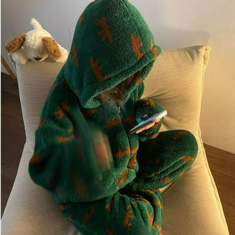 

New Style Fashion Thickened Fleece Loose Warm Home Wear Set 2026 Autumn Winter Fun Puppy Hooded Coral Fleece Pajamas for Women