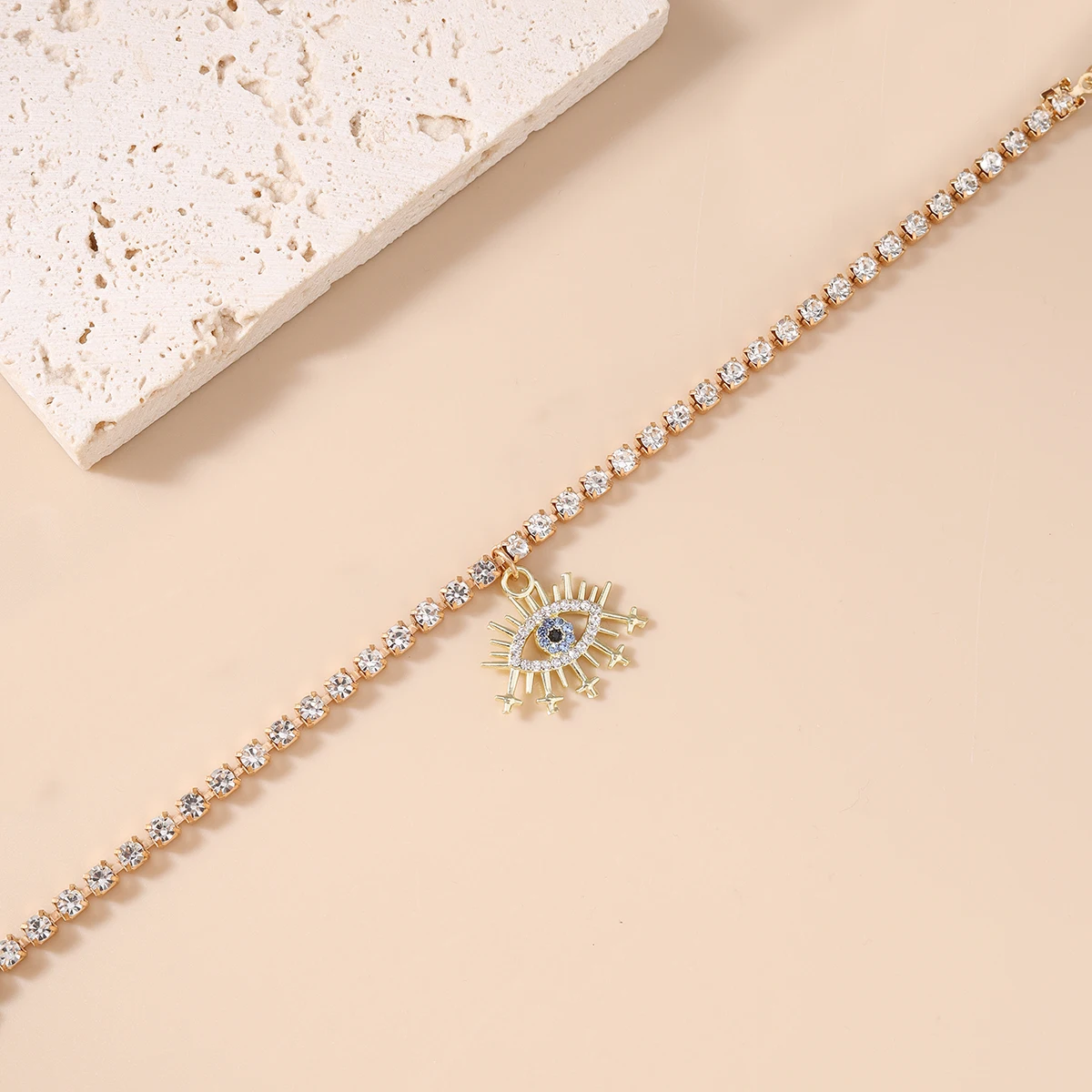 Aihua Goldfarbene Kristall-Tennis-Kette, türkisches Blauauge-Fußkettchen für Damen, barfußes Knöchelarmband, Fußschmuck, Geschenke – Detail 1