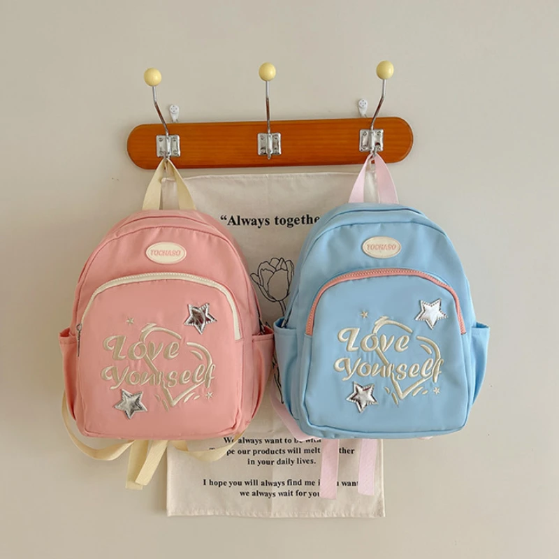 Ransel Anak-anak 2025 Ransel Sekolah Dasar Anak Perempuan Fashion Baru Tas Bahu Anak Serbaguna Bordir Huruf Ringan