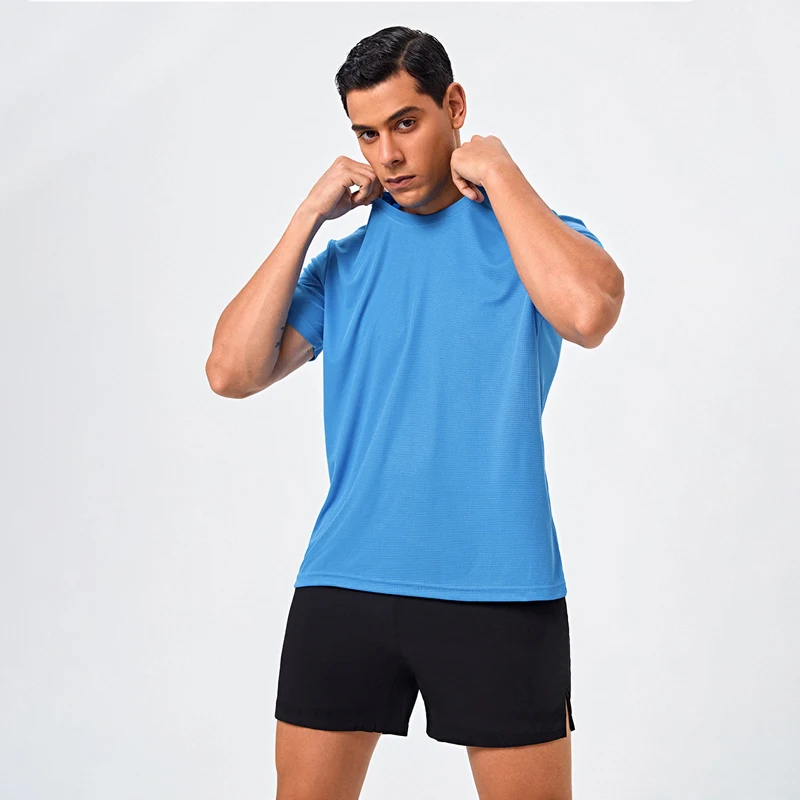 Men's Silk Ice Round Collar T-shirt Simple Running Fitness Top Breathable Thin T-shirt Quick Dry T-shirt Summer