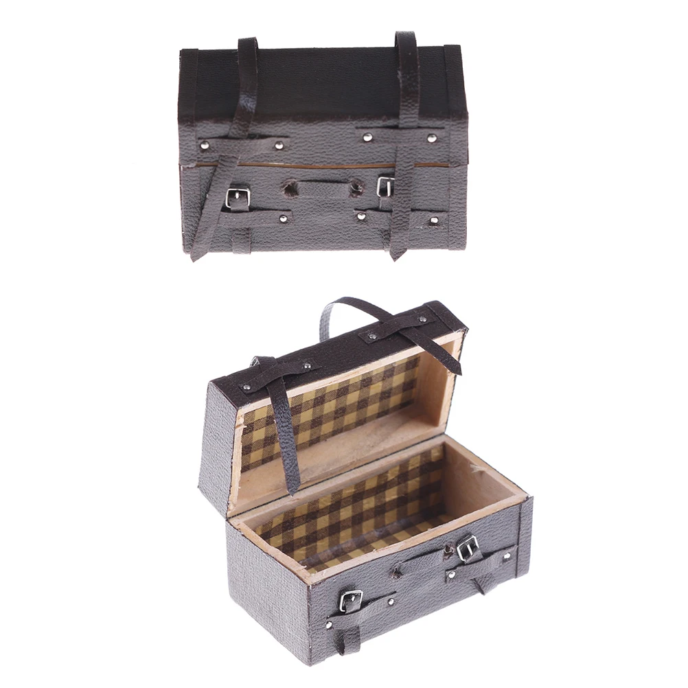 

1:10 RC Rock Crawler Decoration Luggage Box Case For Axial SCX10 Doll Luggage Playhouse Accessories 1PC