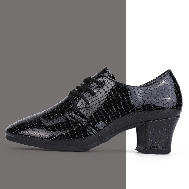 Nieuwe Zomer Meisje Tango Ballroom Vrouw Dansschoenen Hakken Dans Sneakers Vrouwen Latin Schoenen Zachte Moderne Jazz Lederen Schoenen