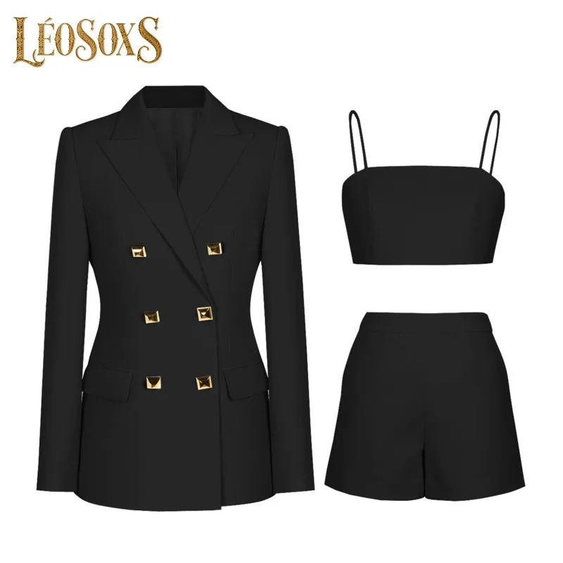 

LEOSOXS женский стильный комплект с шортами и пуговицами, дизайн и координационные предметы для вневременной изысканной моды 2025