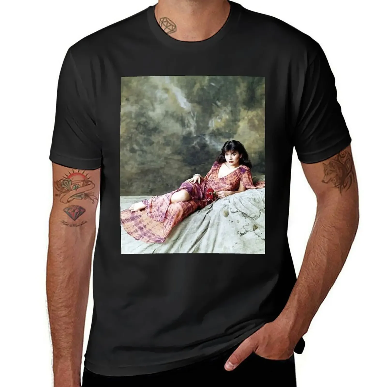 

Linda Ronstadt Famous Women Rockers T-Shirt graphic shirts anime stuff sweat mens shirts graphic tee