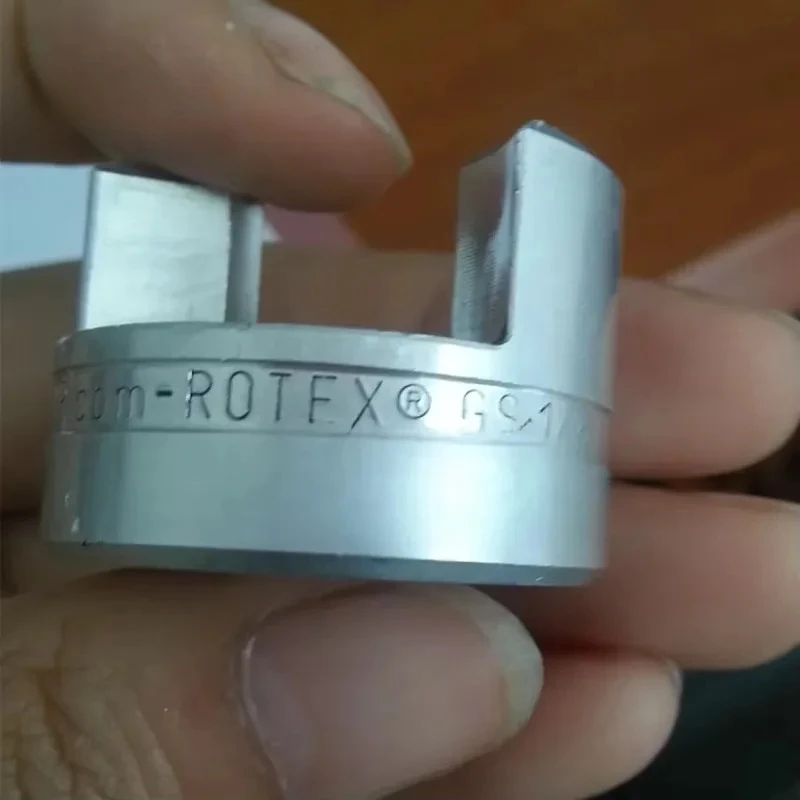 

KTR ROTEX GS 9 12 14 19 24 28 38 42 48 55 65 75 CLAMP COUPLING
