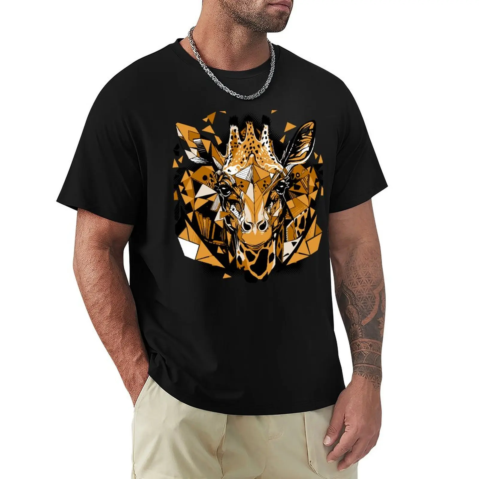Safari con tu lado girafa: abrazando la belleza salvaje de la sabana [versión ligera] Camiseta de corte regular, camiseta lisa