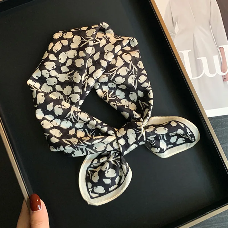 

70% Cotton 30% Silk Scarf Luxury Hairband Foulards Femme Hijab Headscarf Shawl Wraps Bandana Neckerchief Female Daily Accessory