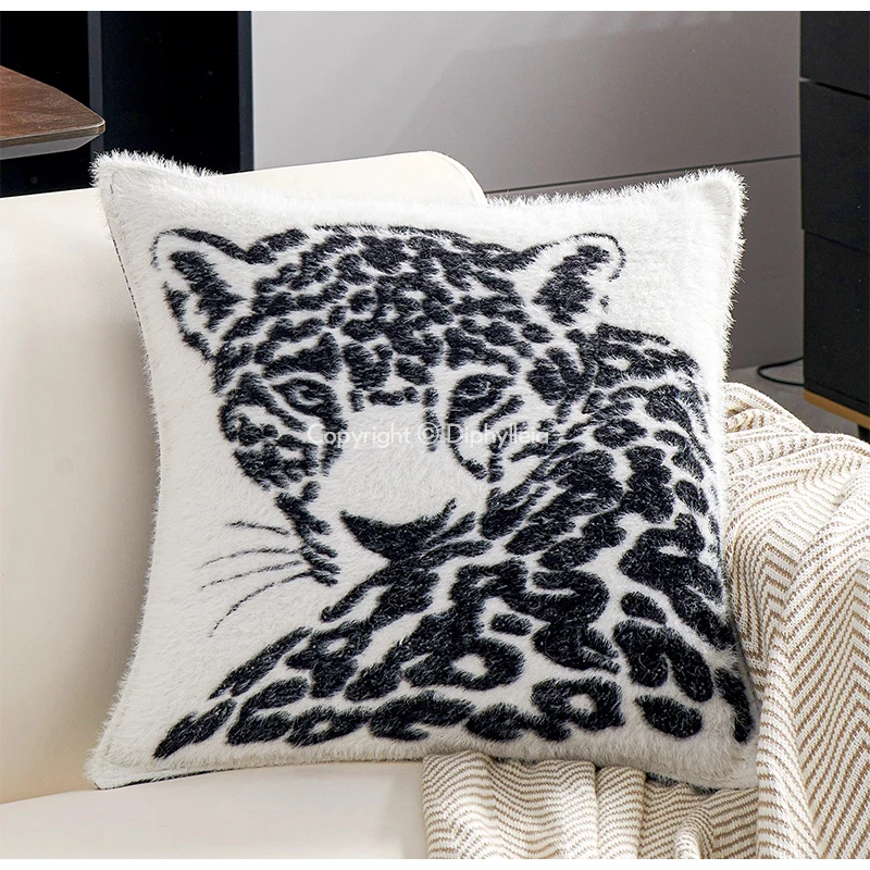 Diphylleia Luxurious Mink Bolster Pillowcase Leopard Patten Modern Black And White Decorative Cushion Cover For Sofa Living Room
