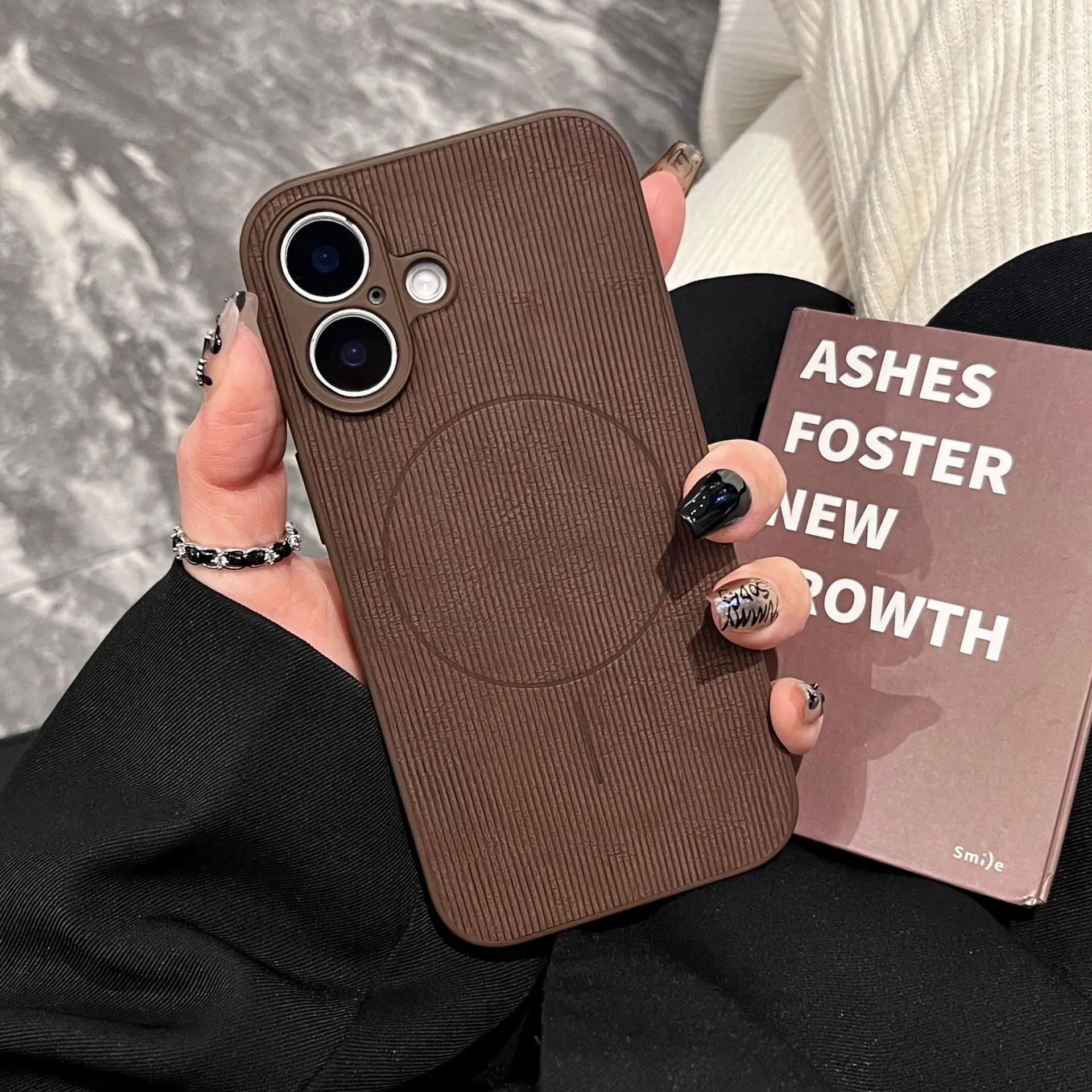 

Вельветовый магнитный чехол для телефона для iPhone 16, 15, 14, 13 Pro Max, полное покрытие