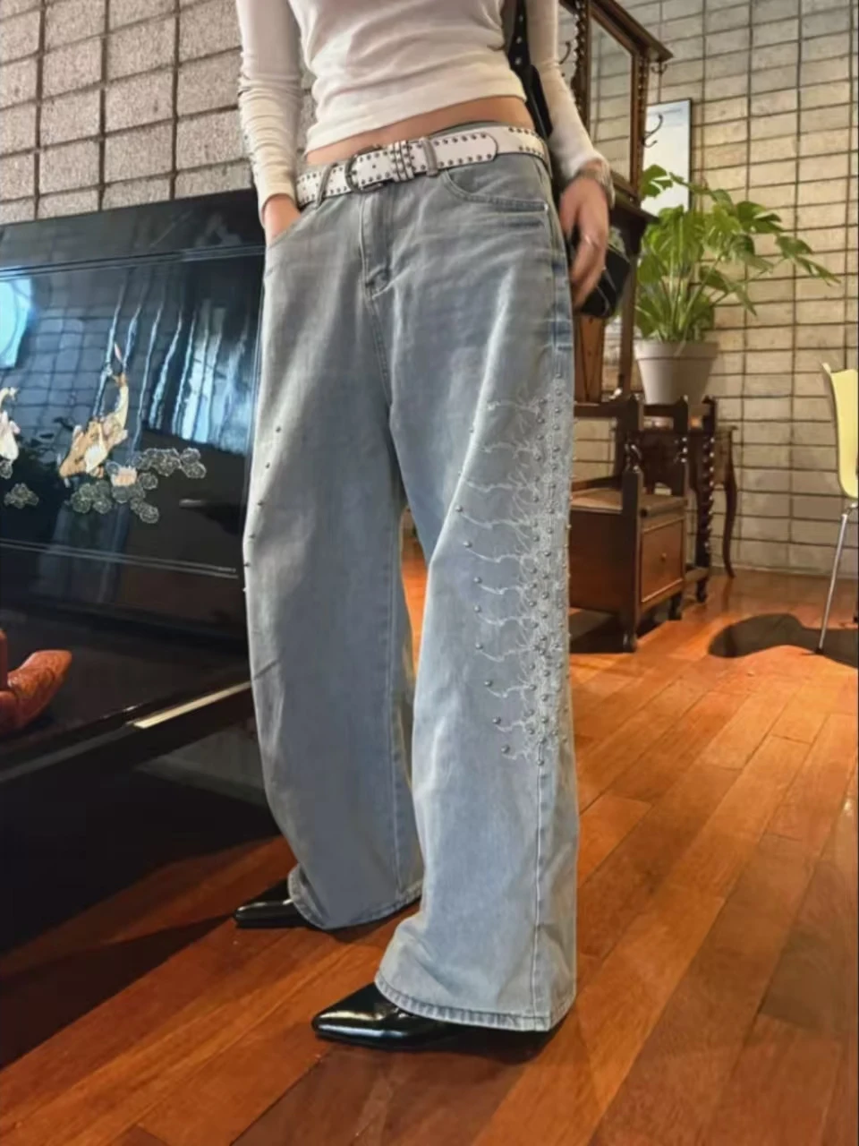

Стильные джинсы с вышивкой и бисером, с высокой талией, женские, прямые, облегающие, винтажные, с эффектом потертости, длинные брюки