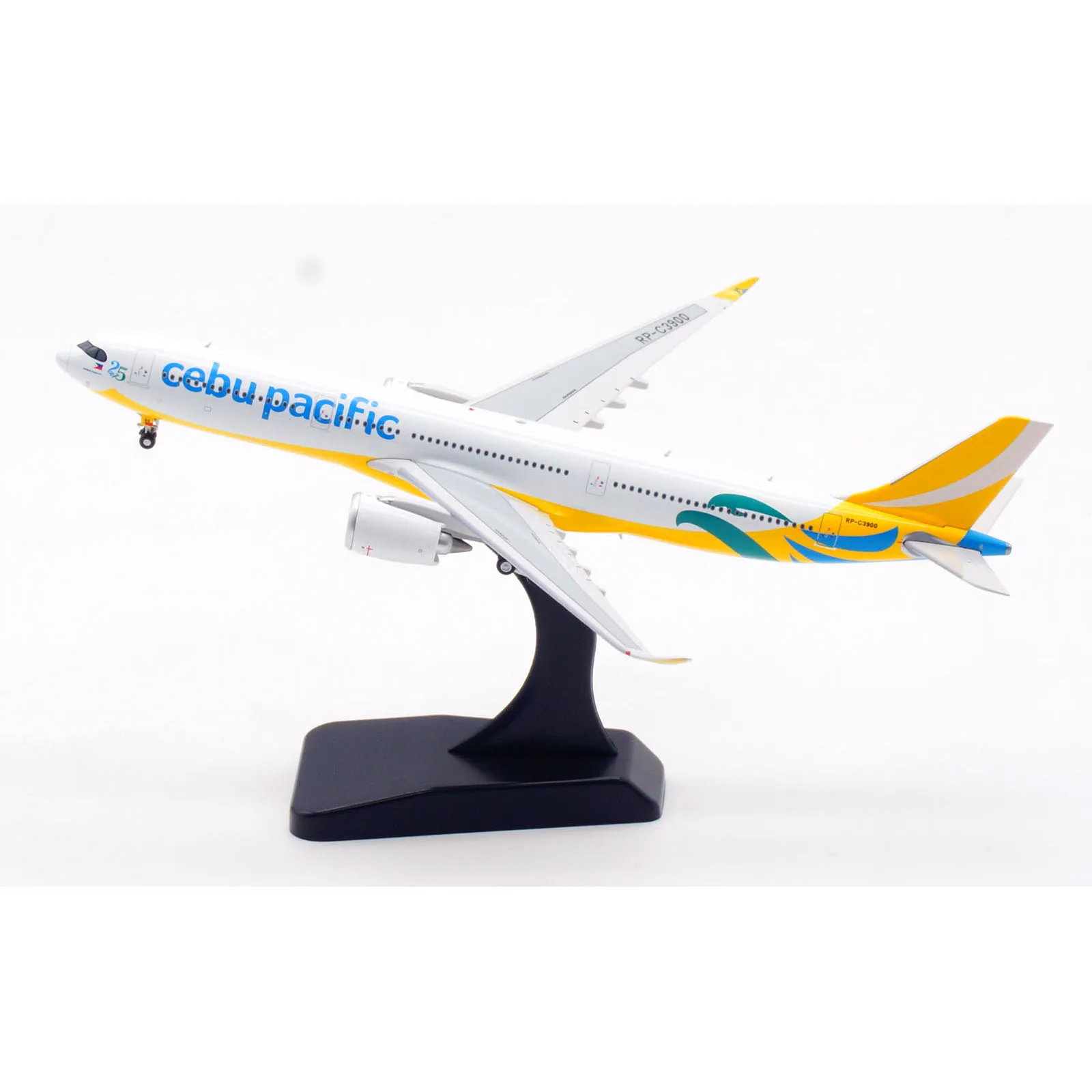 AV4224 Alloy Collectible Plane Gift Aviation 1:400 Cebu Pacific Airbus A330-900 Diecast Aircraft Jet Model RP-C3900 With Tractor