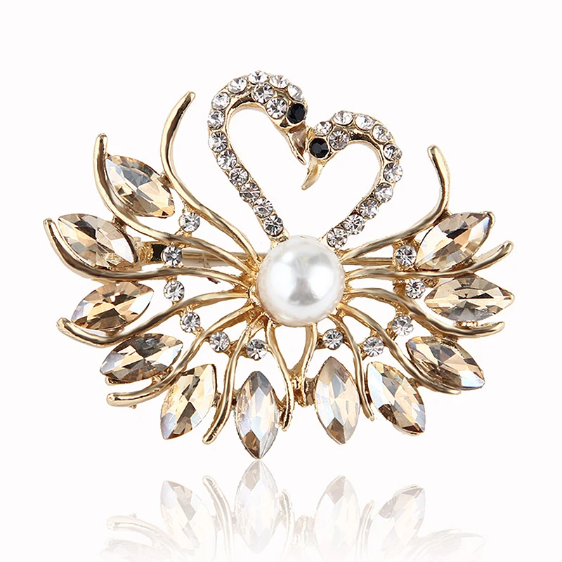 Cute Crystal Swan Brooch Pins Champagne Lovers Animal Rhinestones Brooches For Women Wedding Scarf Jewelry Vintage Lapel Pins