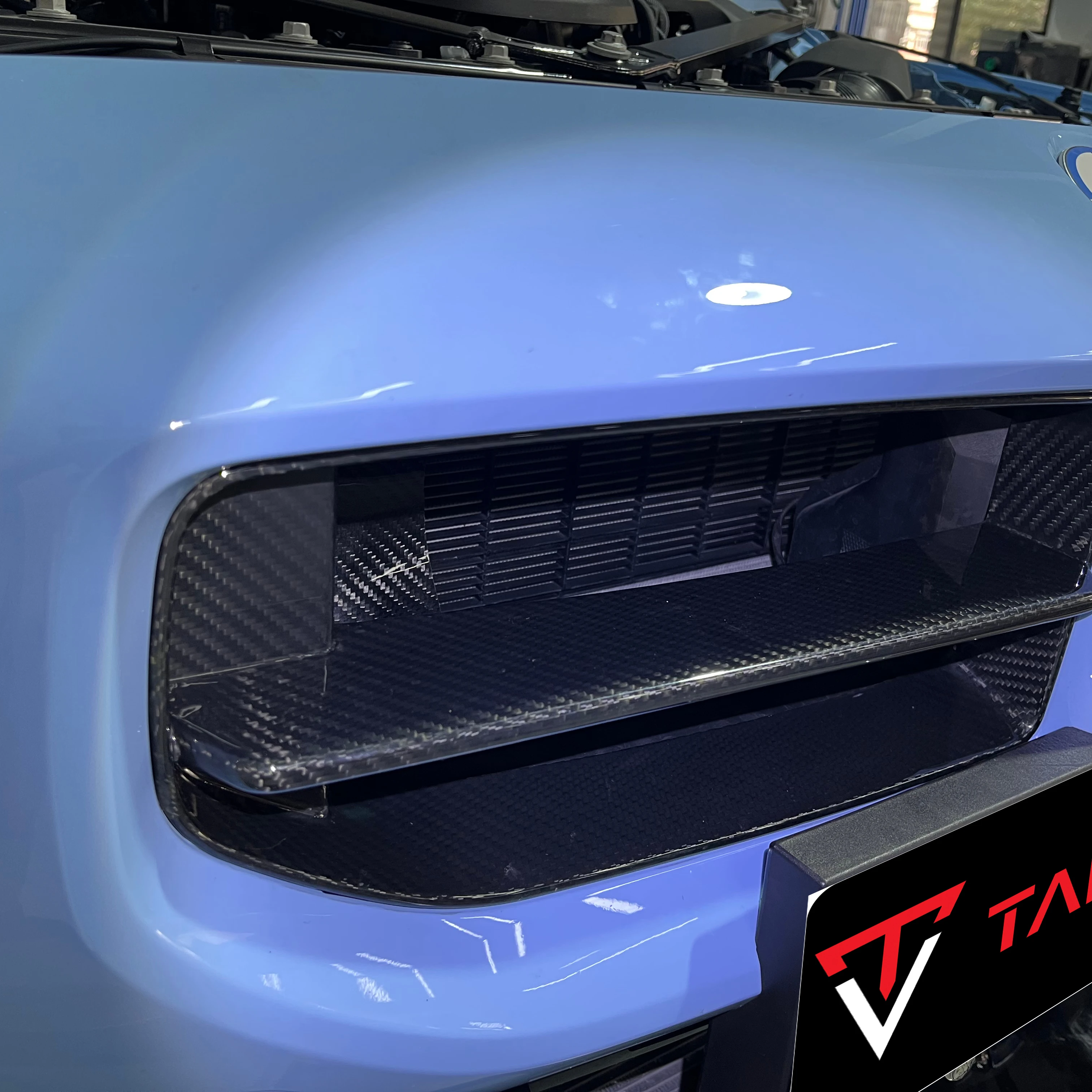 

High Quality Factory Wholesale Dry Carbon Fiber 3K Twill Carbon Grille for bmws M2 G87 2023-UP