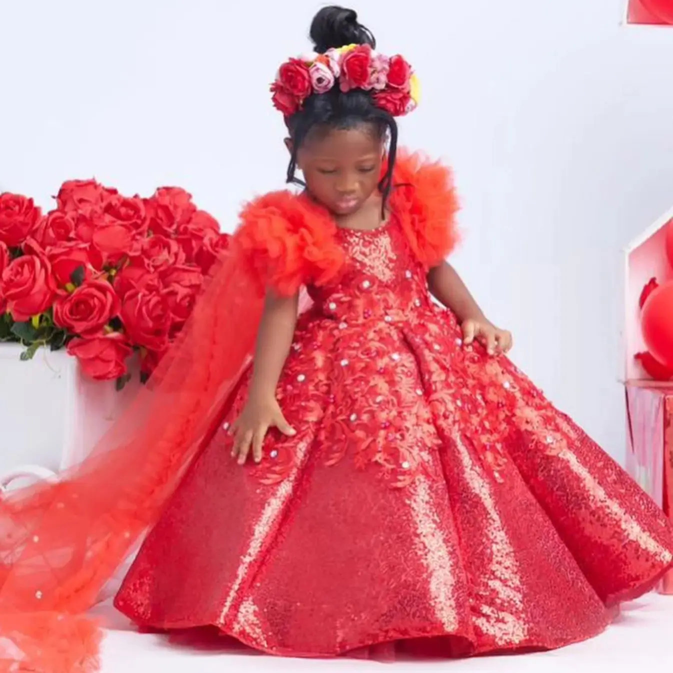 Red Sequined Baby Girls Birthday Dresses Sparkly Beaded Flower Girl Dresses for Wedding Party Baby Girl Prom Gown for Photoshoot