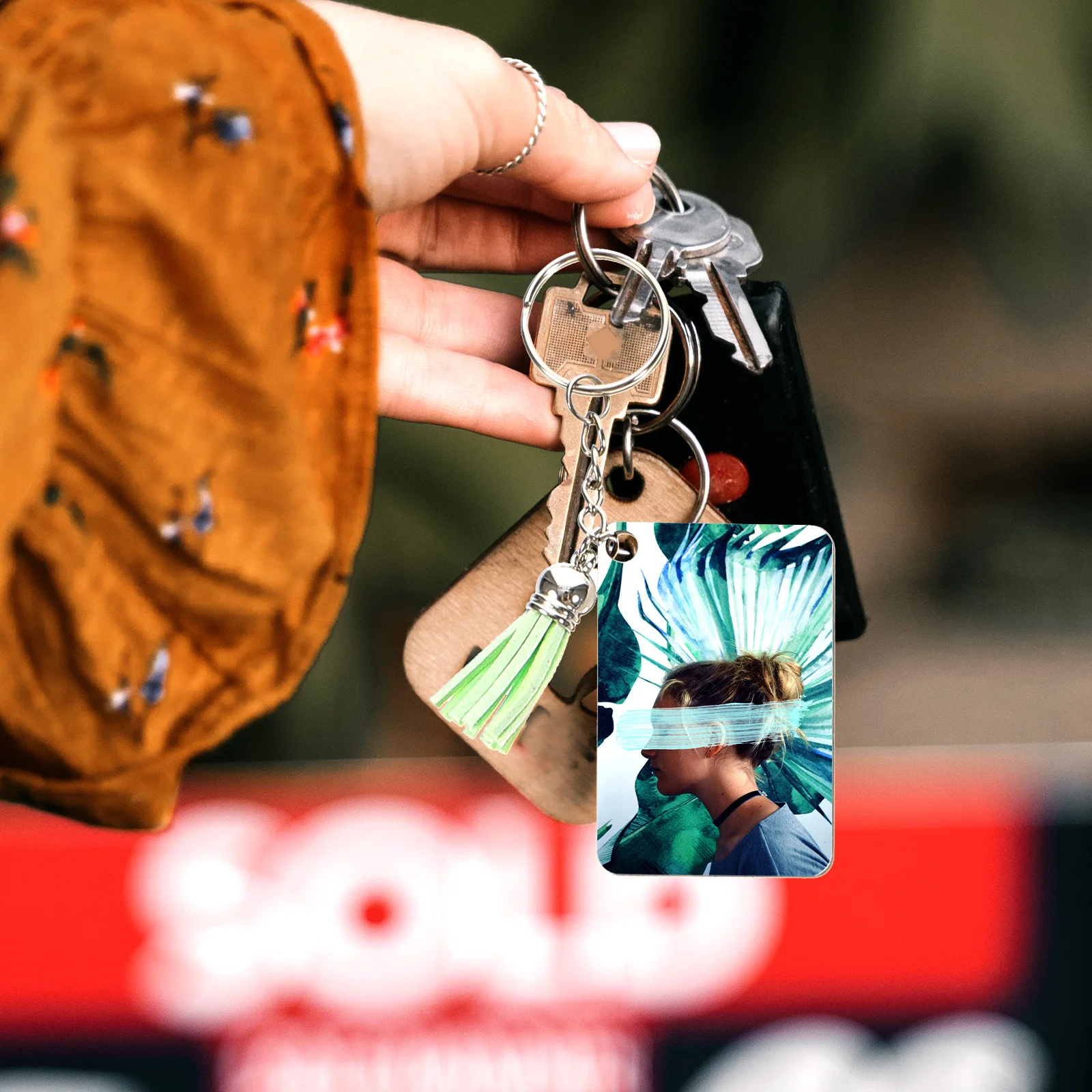 

20pcs Keychains Wooden Blanks Sublimation Heat Transfer Blank Pendant Crafting Supplies Multi Function Portable for Custom