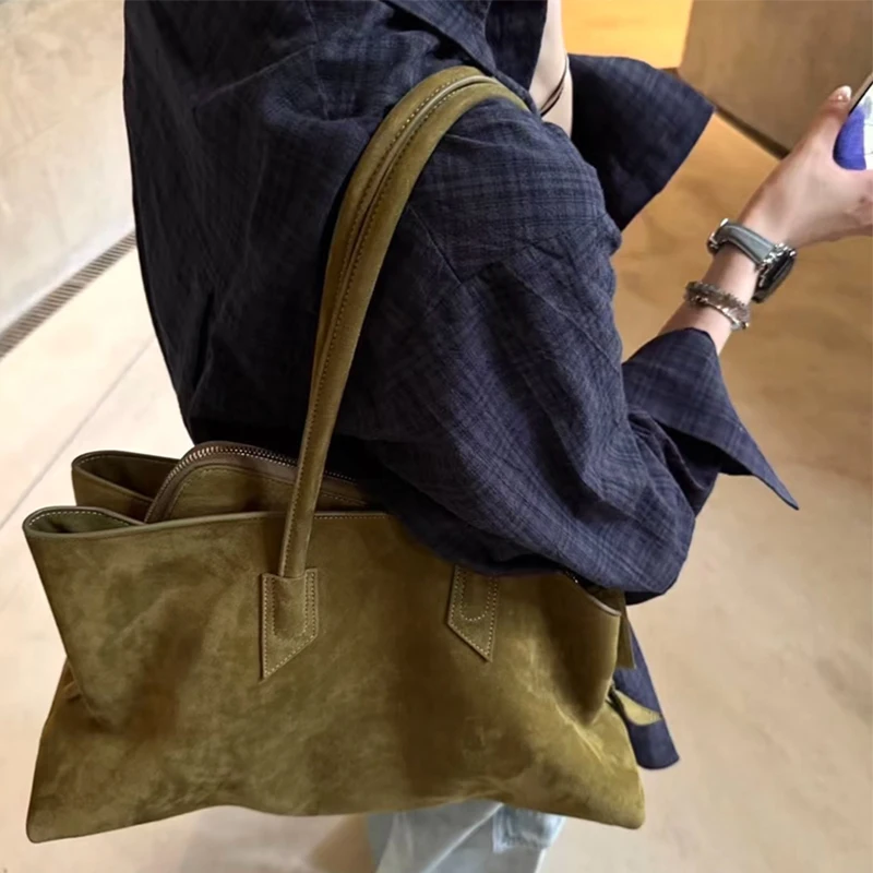 Spanish niche women's bag 2025 new vintage bevel-edge matte suede single shoulder bag large capacity underarm bag