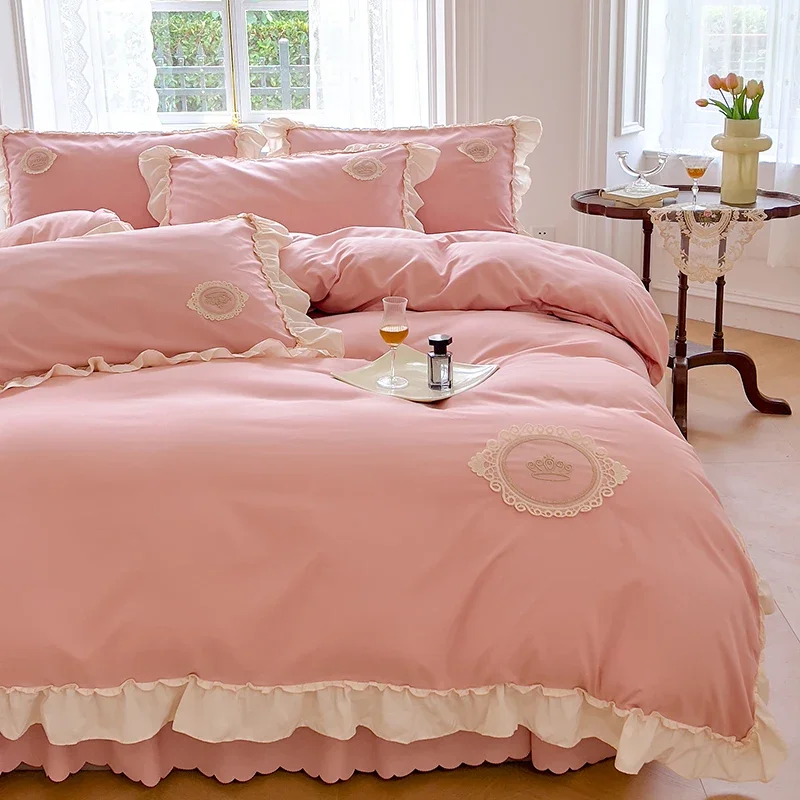 100% Cotton Duvet Cover French Style Ruffle Lace Edge Natural Solid Color Comforter Cover Embroidered Crown Pattern Bedding Set