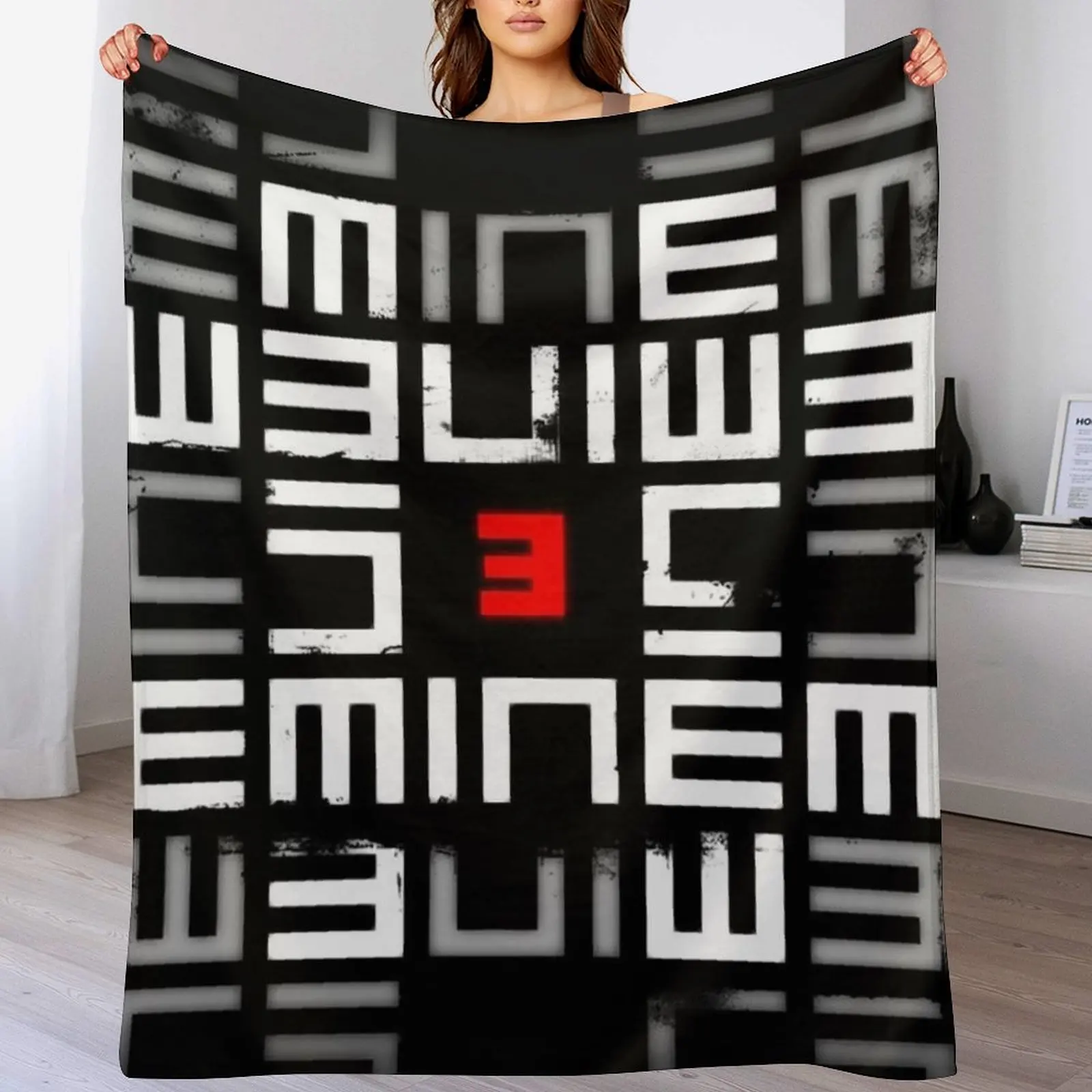 EMINEM LOGO 2022 Throw Blanket Polar Soft Beds Moving Blankets