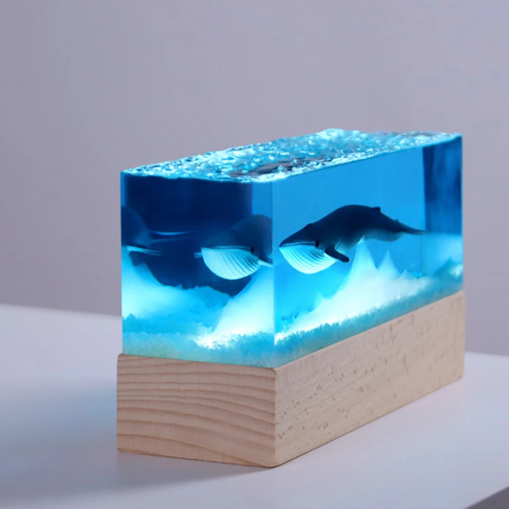 Underwater World Organism Resin Table Light Creactive Art Decoration Lamp Whale Theme Night Light USB Charge