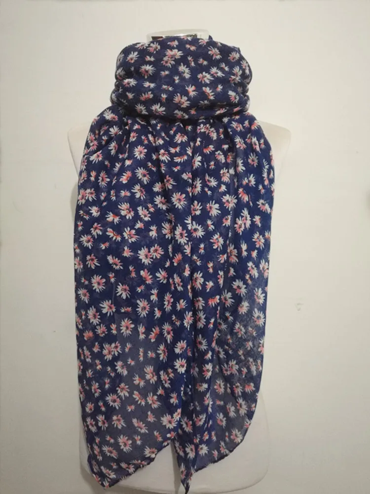 جديد أقحوان الأوشحة للنساء لينة وشاح طويل سنود الحجاب ديزي وشاح البوق زهرة وشاح طويل رائجة البيع الأزهار باندانا #1