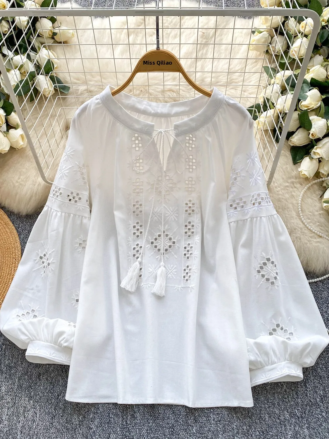 Sweet Retro Heavy Embroidery Belted round Neck Shirt Women's Loose Casual Lantern Sleeve Top Polyester Fiber Long Sleeve