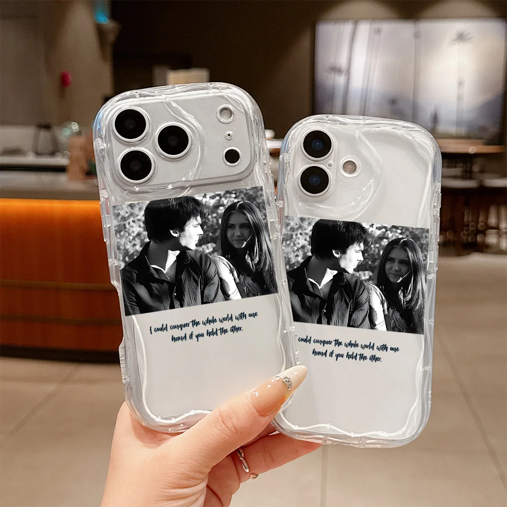 Funda para Teléfono The Vampire Diaries Damon Salvatore para iPhone 17 16 16e Pro Max Mini X XR XSMAX Air Plus, Carcasa Trasera de TPU Suave con Diseño 3D de Ondas