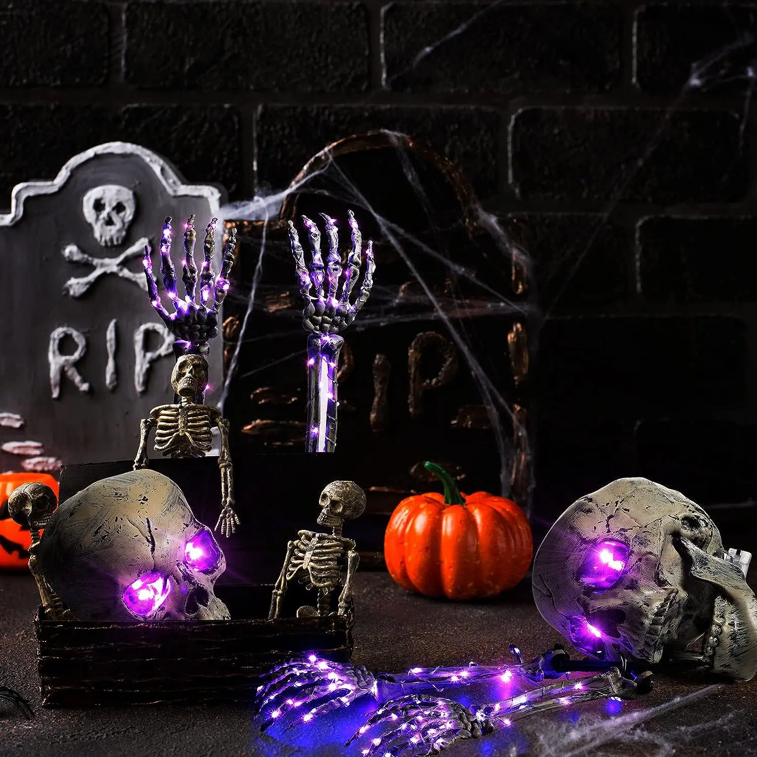 Halloween LED Skeleton Stake Decoration Creepy Skeletons With Lights Groundbreaker Yard Graveyard Decor Realistic Scary Skull