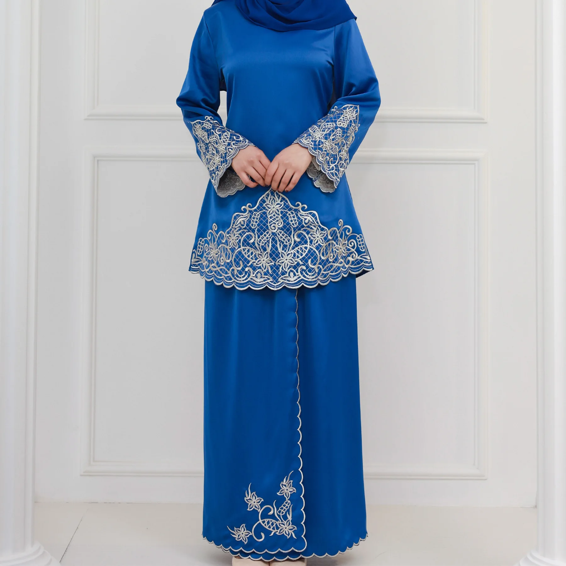 طقم من قطعتين للنساء المسلمات: - مراجعة Embroidery Baju وسعره