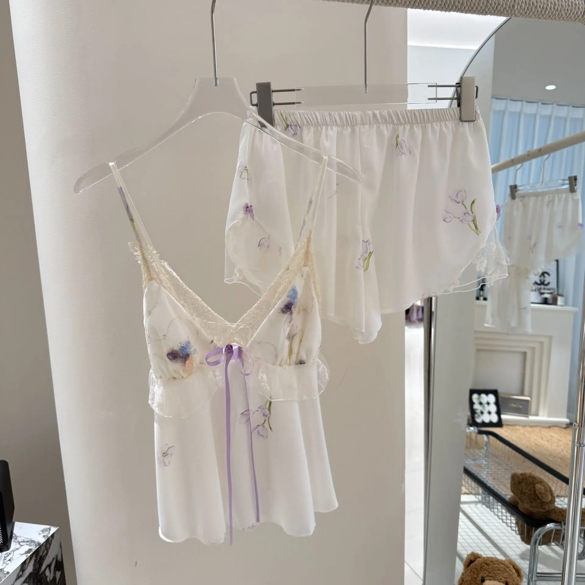 

Summer Female Suspender Pajamas Set Home Clothes Floral Print Satin Cami Shorts Pijamas Suit Lingerie Loungewear Pyjama