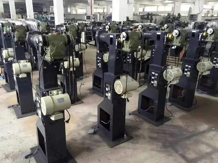 Máquina manual de colagem de fita de canto de papelão Máquina de fazer caixas rígidas Máquina de colagem de cantos de caixa